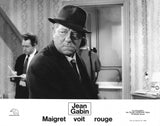 MAIGRET VOIT ROUGE