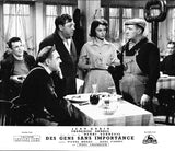 DES GENS SANS IMPORTANCE