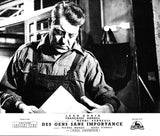 DES GENS SANS IMPORTANCE