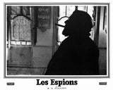 LES ESPIONS